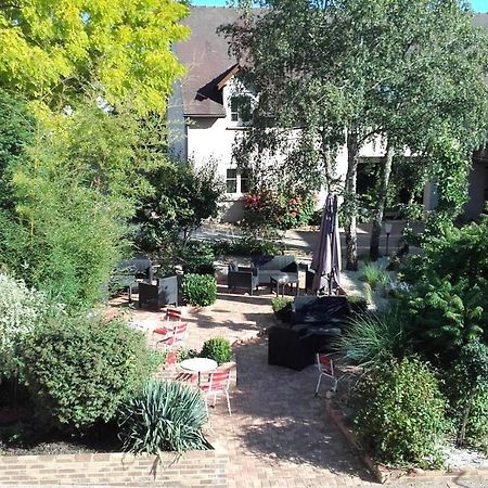 Logis Hotel "Ici M'Aime" Rouvray  Bagian luar foto