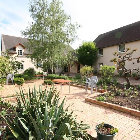 Logis Hotel "Ici M'Aime" Rouvray  Bagian luar foto