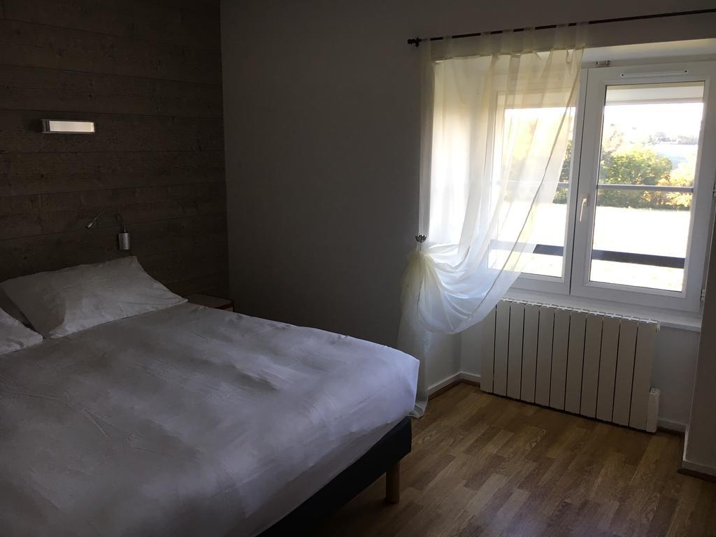 Logis Hotel "Ici M'Aime" Rouvray  Bagian luar foto