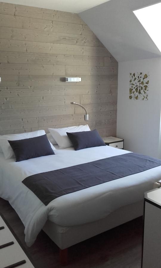 Logis Hotel "Ici M'Aime" Rouvray  Bagian luar foto