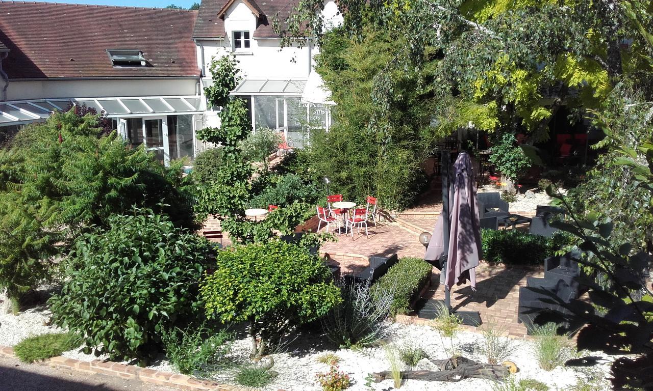 Logis Hotel "Ici M'Aime" Rouvray  Bagian luar foto
